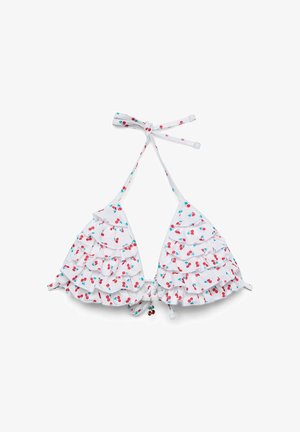Top bikini bianco con volant, stampa di ciliegie rosse e blu, spalline a collo allacciate e piccolo ciondolo a forma di ciliegia sulla fibbia centrale frontale.