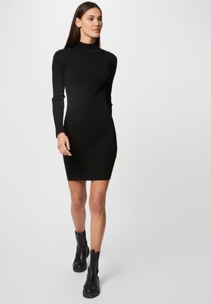 Shift dress - black