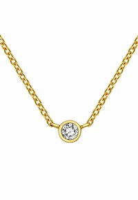 Collar de cadena de oro con una gema redonda clara en un engaste metálico, textura suave y diseño clásico.