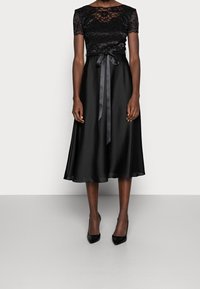Swing Robe de soirée - black