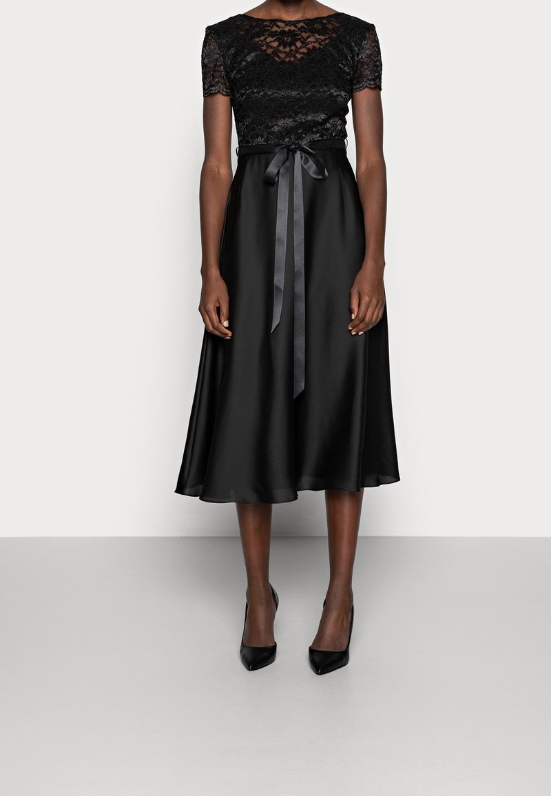 Swing Robe de soirée - black