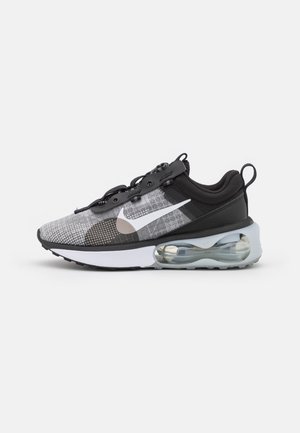 W AIR MAX SPHERE - Baskets basses - black/white/metallic silver/smoke grey