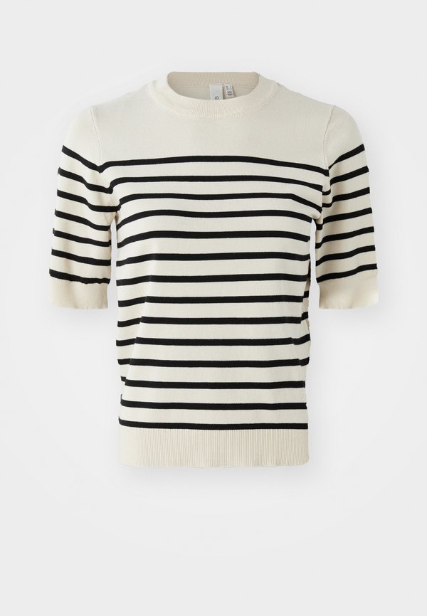 YASLENA  - Basic T-shirt4