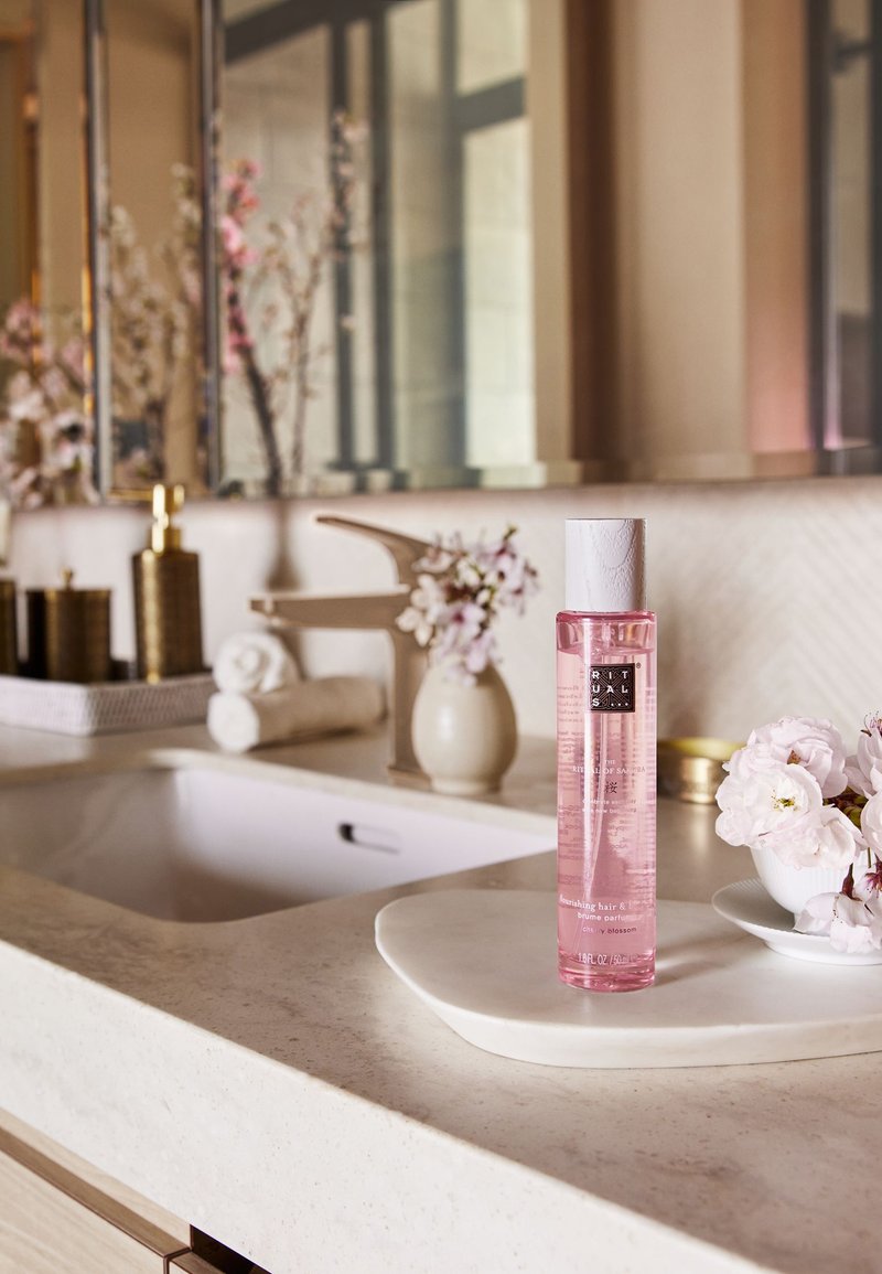 Rituals HAIR & BODY MIST - THE RITUAL OF SAKURA - FLORAL - CHERRY BLOSSOM - Körperspray
