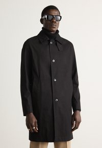 BOSS CLARK - Lietpaltis - black