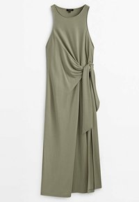 Robe sans manches vert olive clair avec un détail de nœud torsadé à la taille. Fabriquée en tissu doux et lisse avec une jupe fluide.