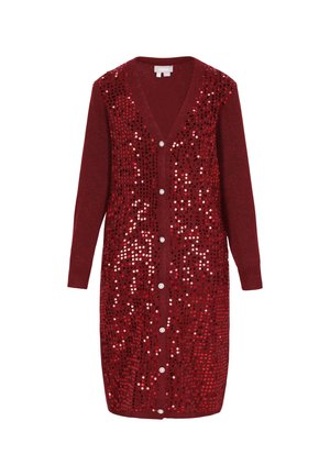 Langer roter Cardigan mit V-Ausschnitt, Knopfverschluss und glänzenden roten Pailletten, die die Vorderseite und die Ärmel bedecken.