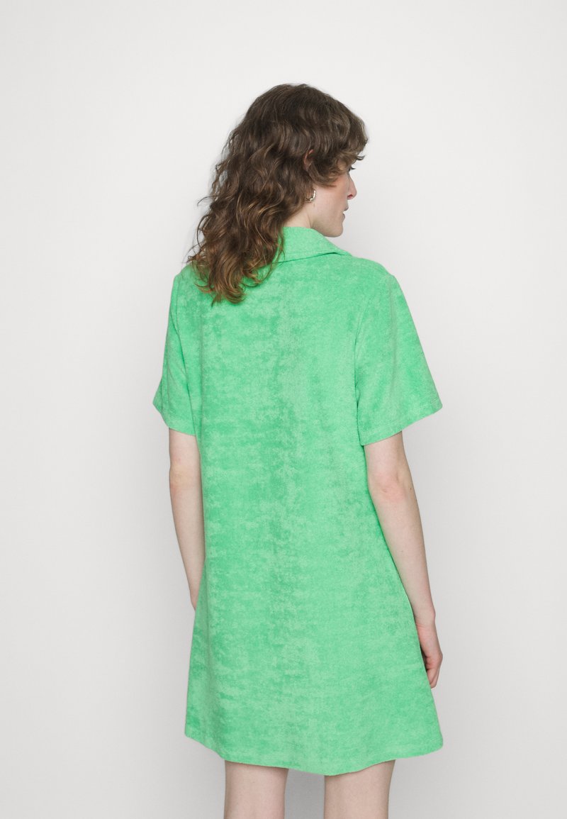Damen Freizeitkleider | ALIGNE FORTUNE COLLARED DRESS Freizeitkleid apple/grün - HK84138 Damen Freizeitkleider | ALIGNE FORTUNE COLLARED DRESS Freizeitkleid apple/grün - HK84138