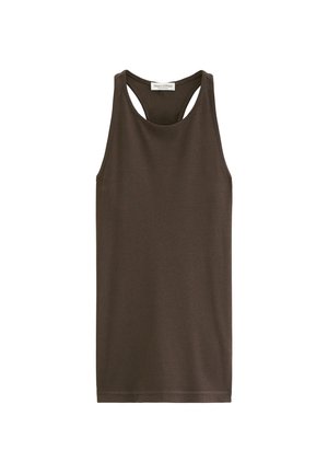 Débardeur marron sans manches avec design dos nageur et encolure ronde, fabriqué en tissu doux, présenté à plat avec une étiquette de marque à l'arrière du col.