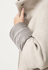 Gerry Weber Cappotto corto - beige