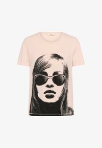 Unselected, black sunglass girl