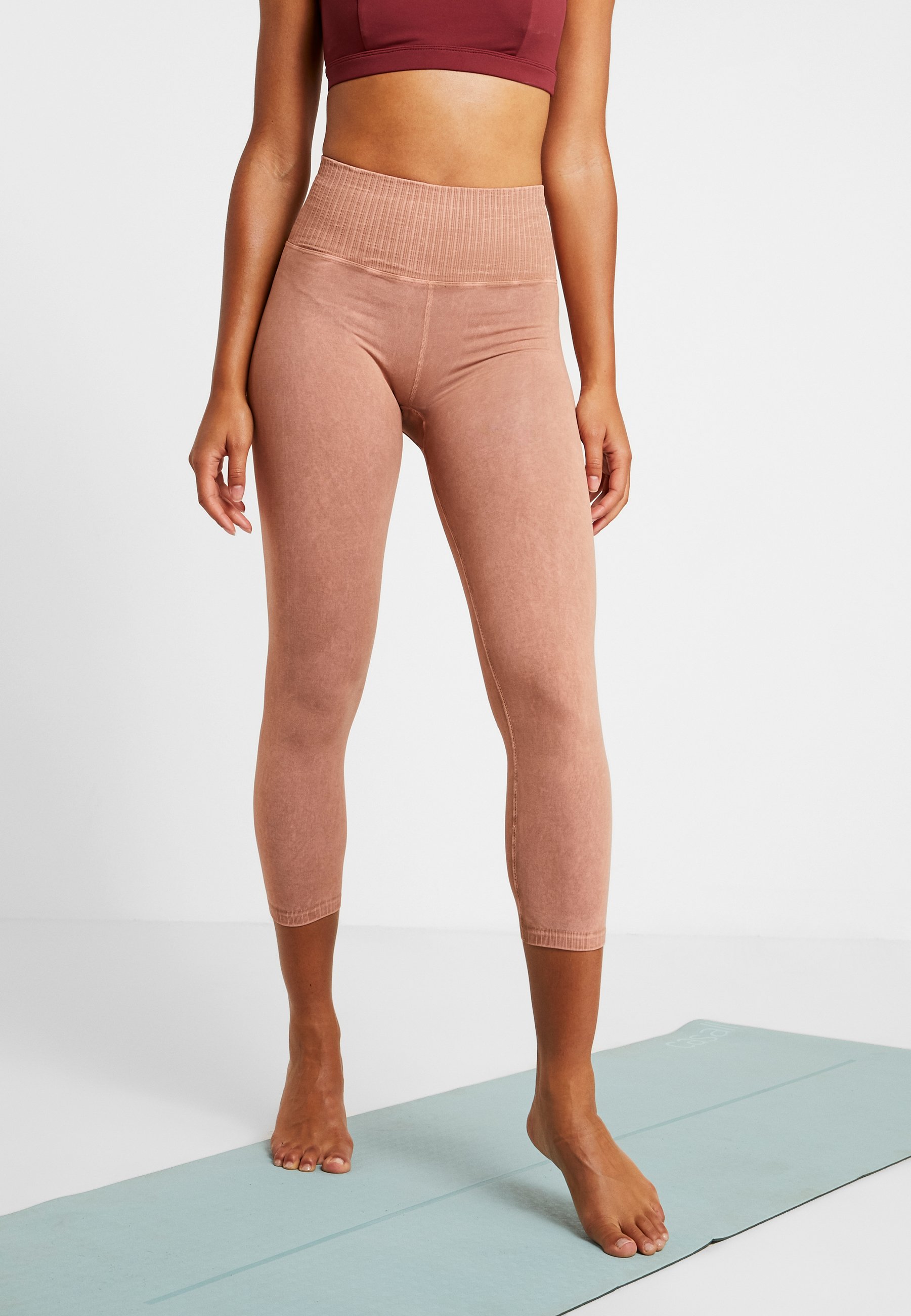 GOOD KARMA LEGGING - Leggings - sand 