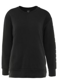 Sweat-shirt noir en tissu doux, avec un col rond, des manches longues et une coupe décontractée. Texte imprimé en blanc sur la manche.