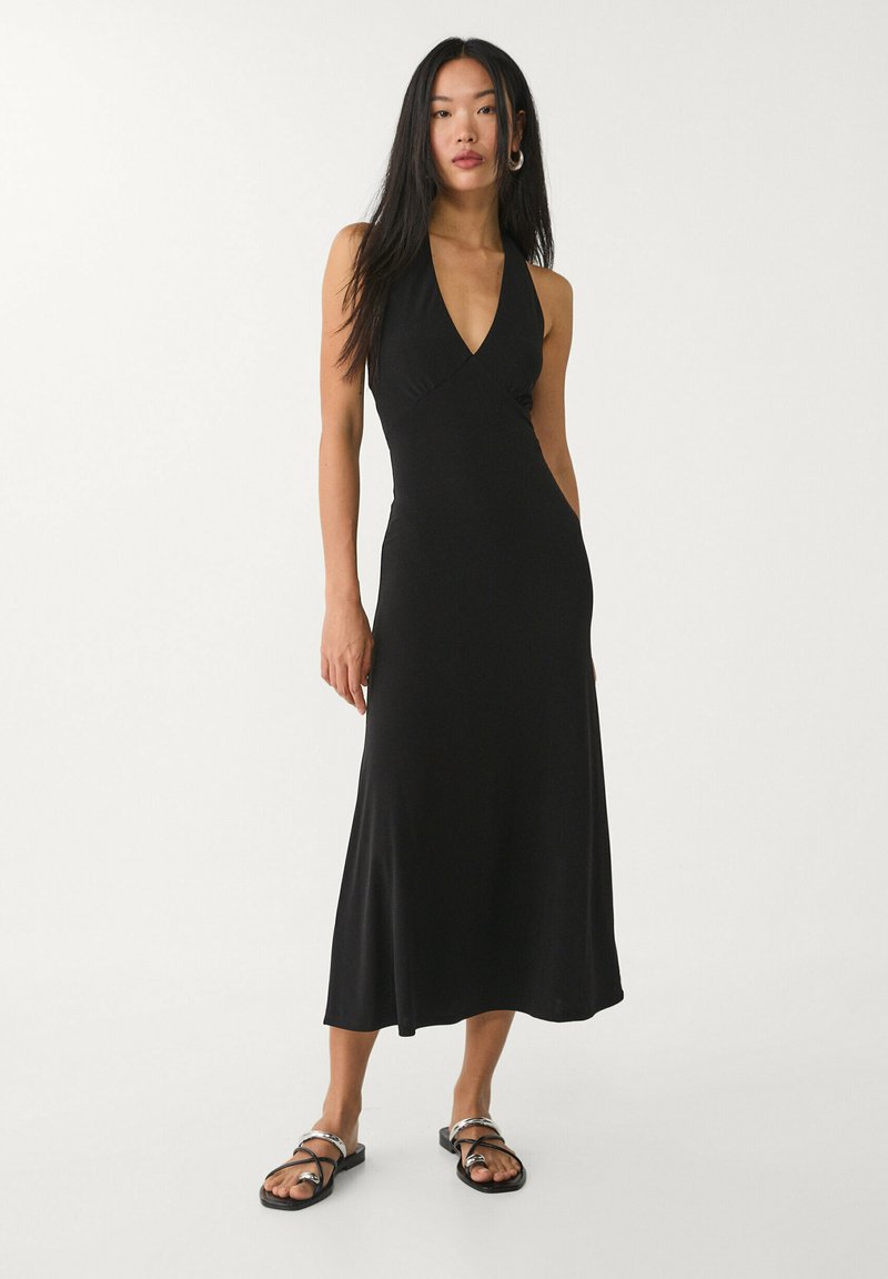 Stradivarius MIDI WITH KNOT - Vestito di maglina - black