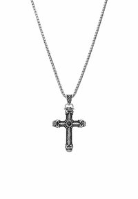 Zilveren ketting met een gedetailleerd, ornamentaal kruis-kettinghanger met een zwarte accent in het midden en ingewikkelde patronen overal.