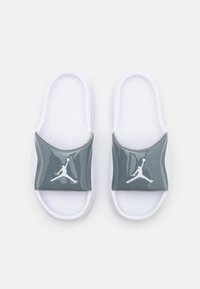 Thumbnail Image 4