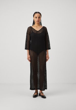 LION 3/4 V NECK  - Maxi dress - black