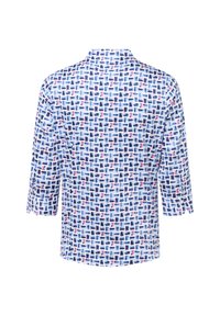 Korte mouw shirt met een blauw-wit geometrisch patroon, voorzien van roze, marineblauwe en lichtblauwe accenten. Zachte stof, losse pasvorm.