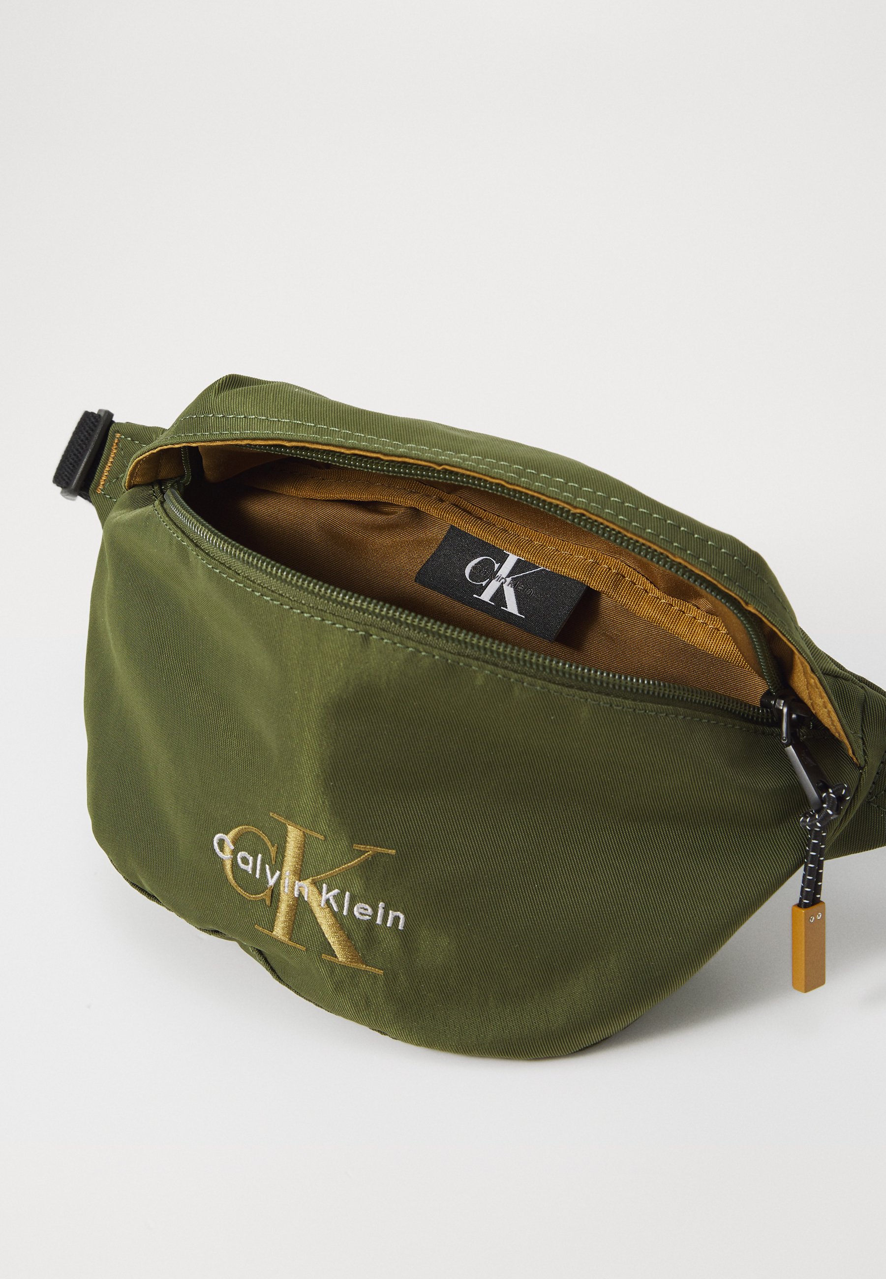 Calvin Klein Jeans SPEED CLIP UT FLAP WAISTBAG NY - Bum bag