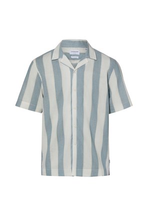 Kortemouws overhemd met knopen, met brede verticale strepen in lichtblauw en wit, met een campkraag en een rechte zoom.