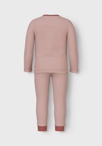 Rode en crèmekleurige gestreepte lange mouwen slaapkleding voor kinderen met ribgebreide boorden en een ronde hals, gemaakt van zachte, rekbare stof.