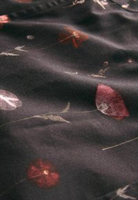 Next PRINTED SINGLE CUFF- REGULAR FIT - Hemd - burgundy red pressed flower