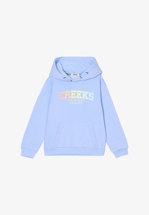Sudadera azul clara con bolsillo frontal, capucha con cordón y "CREEKS ORIGINAL Desde 1974" impreso en letras multicolores. Tejido suave.