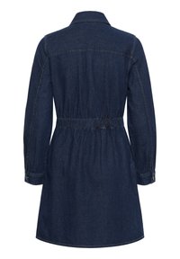 Denim jurk met een kraaglijn, een tailleband, lange mouwen en een jurk tot op de knie. Donkerblauwe kleur met contrasterende stikdetails.