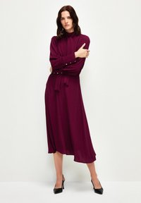 adL FLARED MIDI - A-linjainen hame - damson