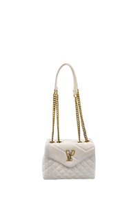 Borsa a tracolla in pelle bianca trapuntata con una catenina dorata, dotata di chiusura a pattina e un evidente accento del logo dorato sul davanti.