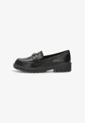 Mocasin de cuero negro con puntera redondeada, acento de correa desmontable y suela texturizada para mayor agarre. Presenta un tacón bajo y robusto.