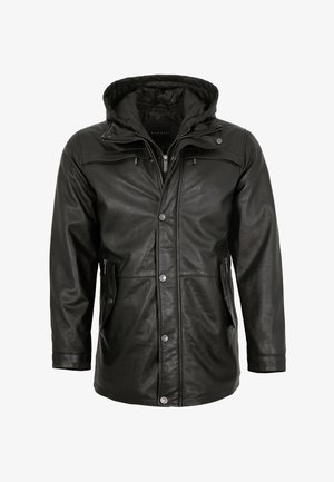 Schwarze Lederjacke mit Kapuze, ausgestattet mit einem Reißverschluss auf der Vorderseite, Druckknöpfen und zwei Seitentaschen. Glatte Textur und klassisches Design.