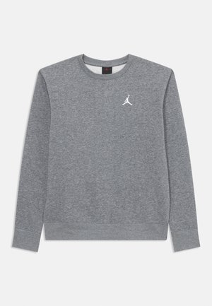 Pilkas džemperis, pagamintas iš minkštos medžiagos, su apvalia iškirpte, ilgomis rankovėmis ir baltu Jumpman logotipu kairėje krūtinės pusėje.