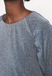Mads Nørgaard Langarmshirt - blue
