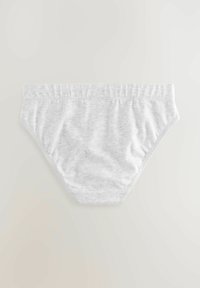 Grijze katoen onderbroeken hebben een gladde textuur, een gemiddelde taillehoogte, een elastische broekband en naadloze randen voor extra comfort. Geen zichtbare patronen of accenten.
