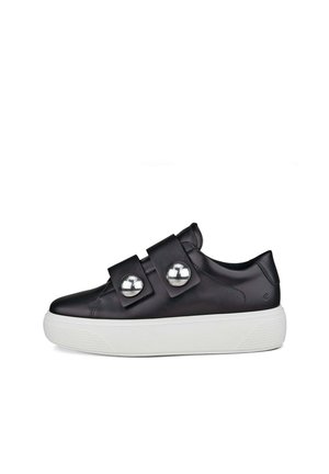 STREET PLATFORM 2S - Sneakers basse - black