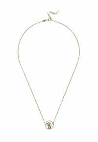 Collar de cadena de oro con un colgante circular que presenta un diseño de abeja, adornado con pequeñas piedras claras alrededor del borde.