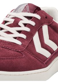 Hummel ROYAL HB - Sneaker low - windsor wine