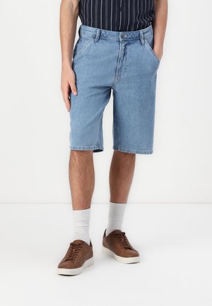 TOM TAILOR DENIM TTWAYLEN - Denim shorts - clean mid stone blue denim