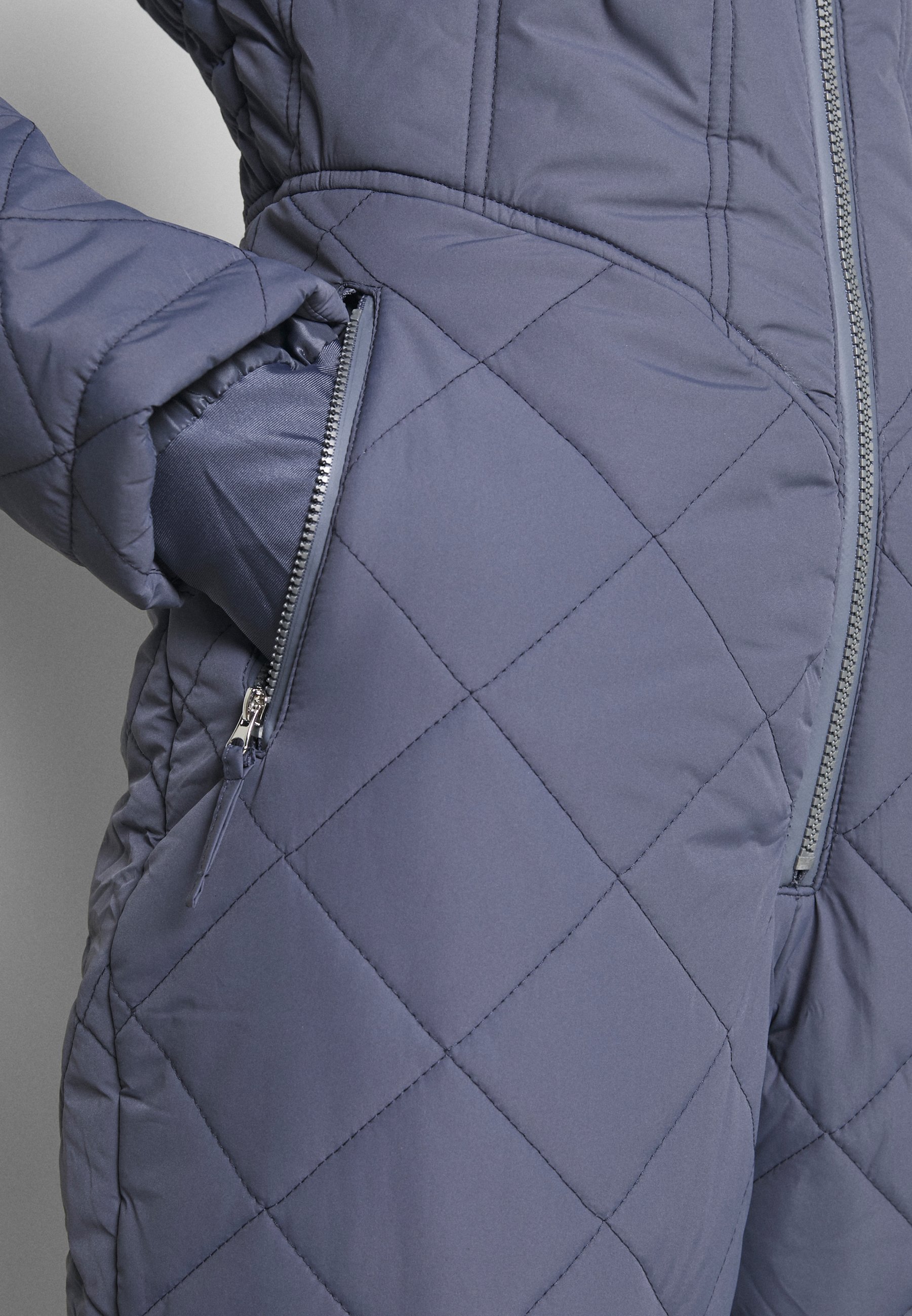 nike grey padded jacket
