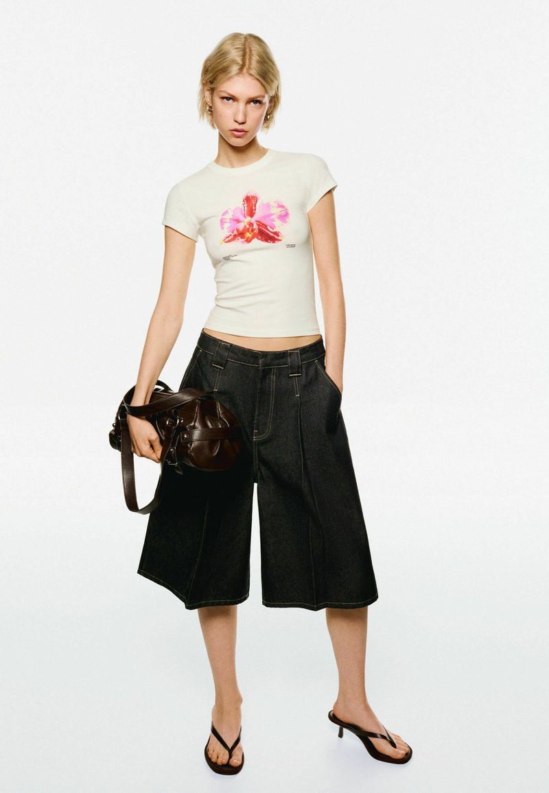 Bershka SHORT SLEEVE - Triko s potiskem - light pink