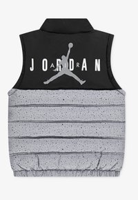 Jordan PUFFER FILLED VEST - Strukirani kaput - cement grey