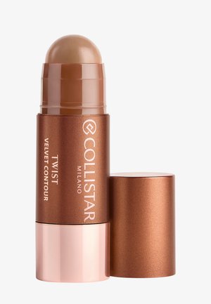 Stick contour Twist Velvet Collistar Milano en emballage bronze avec le capuchon retiré, montrant l'embout arrondi en crème contour beige.