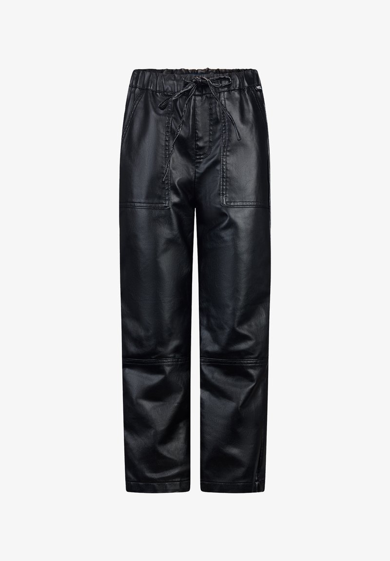 Zwarte neplederen broek met een elastische tailleband, trekkoorddetails en twee voorkezen; gladde textuur met een losse pasvorm.