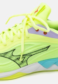 Mizuno WAVE LUMINOUS 3 - Volleyball shoes - neo lime/black/splish splash