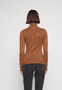 Even&Odd Sweter