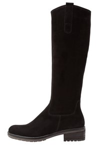 Botte noire en daim hautes avec un petit talon empilé, une pointe arrondie et une languette en haut de la tige.