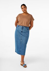 Zizzi KURZÄRMLIGES  - T-shirt basic - coca mocha