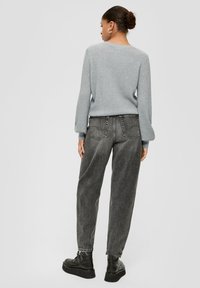 QS MIT GLITZERGARN - Strickpullover - grau meliert