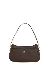 Borsa a mano in pelle marrone con una forma curvata, manico corto e dettagli in hardware dorato. Presenta una superficie texturizzata e un logo sul davanti.